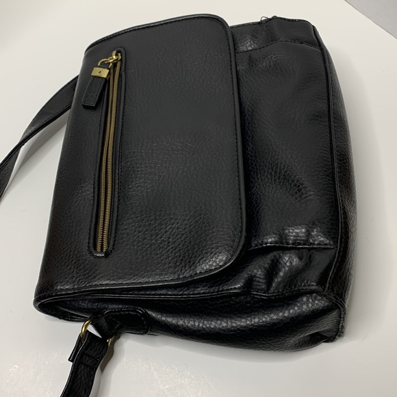 Relic | Black Leather Gold Accented Heavy Duty Crossbody Bag | Business Satchel - Picture 6 of 13